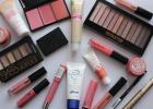 Minimum 25% Off On Makeup Products [Lakme,Loreal & Maybelline]